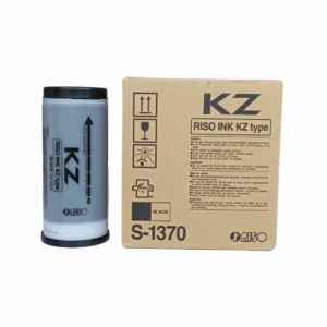 Tinta Negra Riso S-1370 de 800 ml para duplicadoras digitales RISO KZ30, ideal para impresiones de alta calidad y ecológicas.